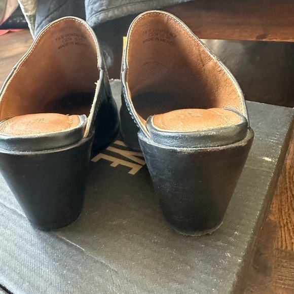Frye | Serena Mule - Picture 7 of 10